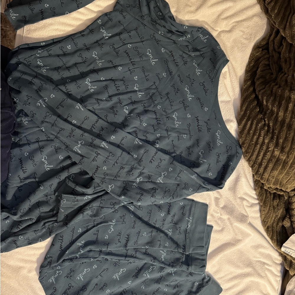 AnyBody Dark Green Textured Top